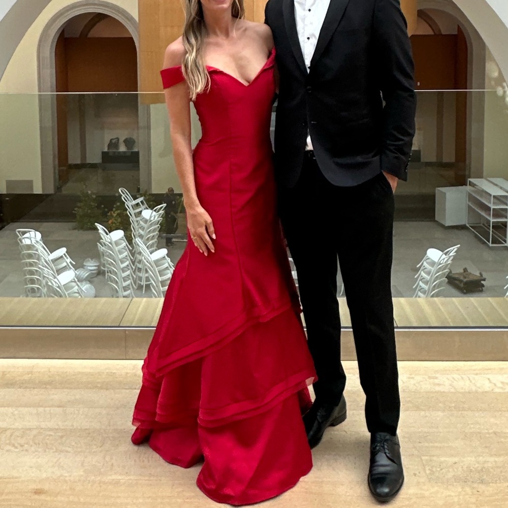 Red off the shoulder black tie or maxi prom dress size 4